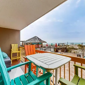 Pelican Iii Apartment