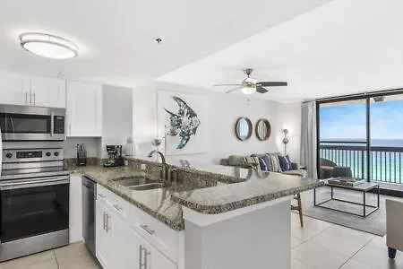 The Oyster By Brightwild-Beachfront Condo Destin